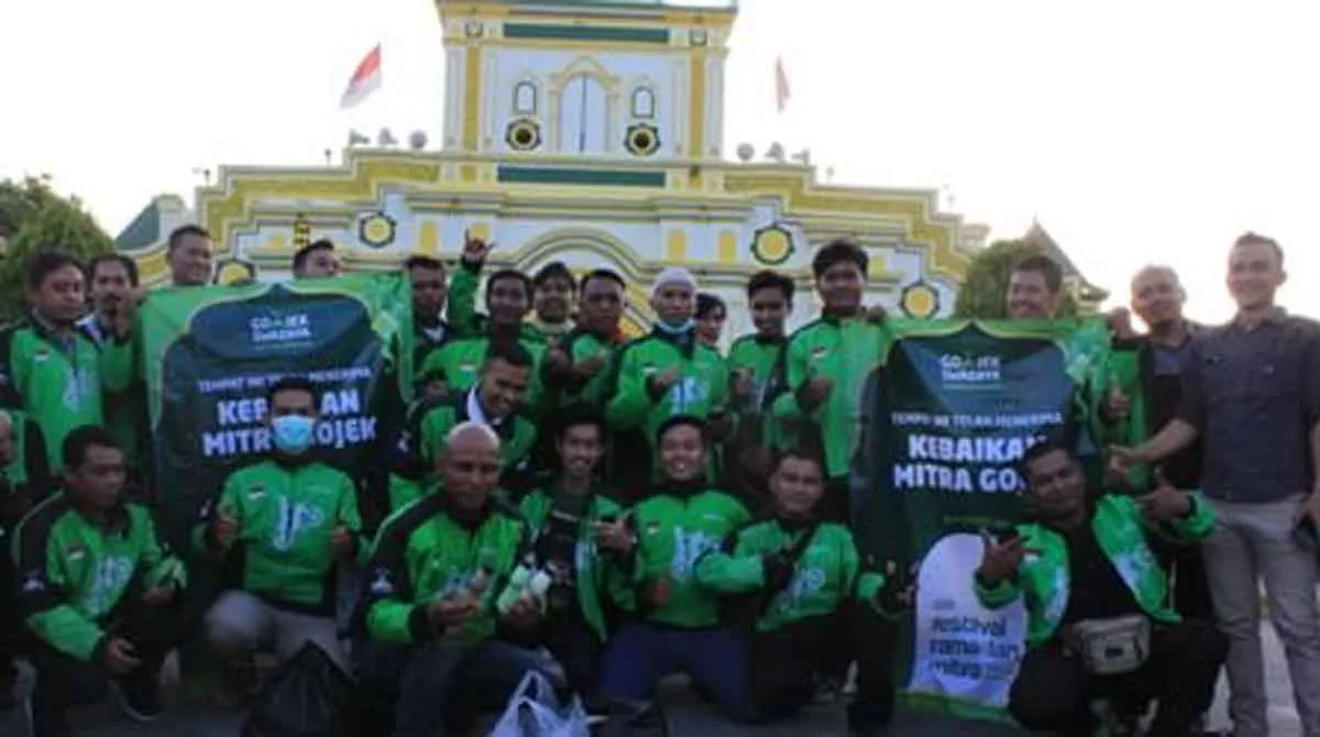 Semarak Ramadan, GO-JEK hingga Mahasiswa Bagi-bagi Takjil di Sumenep