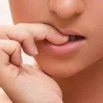 7 Penyakit yang Menyerang Karena Kebiasaan Gigit Kuku