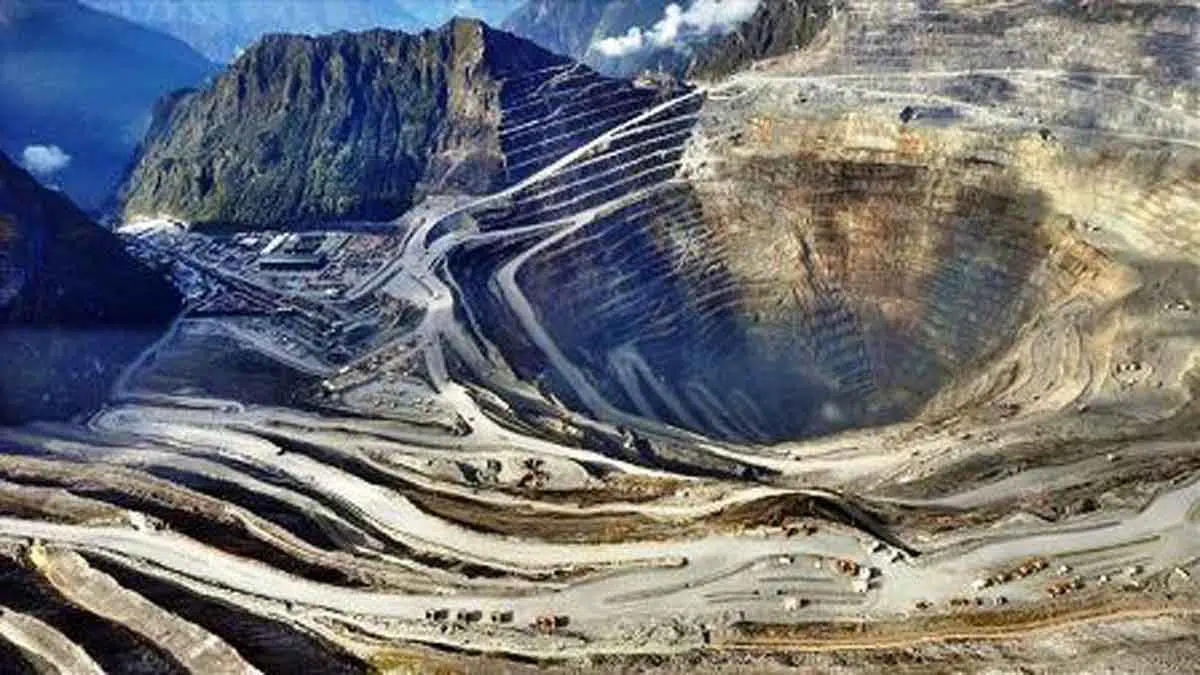Indonesia punya waktu 20 tahun belajar kelola tambang Freeport
