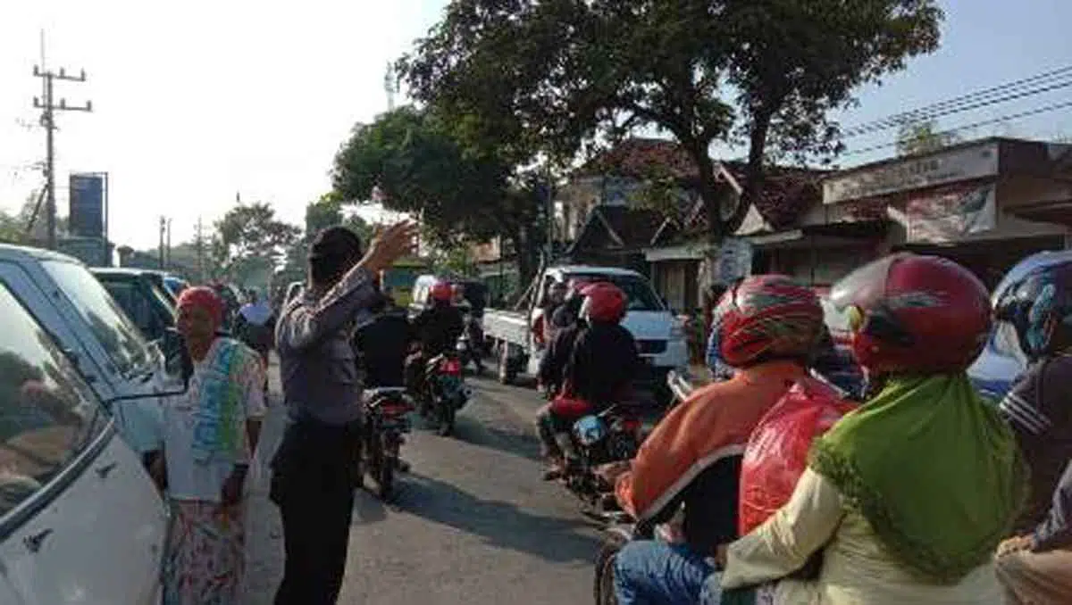 Kuras APBD Rp 20 Miliar, Urai Kemacetan Pasar Tanah Merah Bangkalan