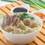 Menu Buka Puasa: Resep Bakso Kuah Kenyal yang Bikin Nagih