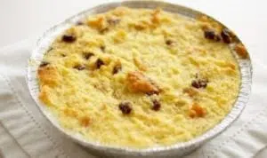 Menu Takjil: Resep Puding Roti Pisang yang Lembut