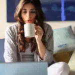 Guys, Ini Minuman yang Harus Kamu Hindari saat Sahur