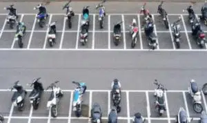 Perhatikan 5 Bagian Ini Saat Motor Sering Terjemur Panas