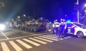 Jelang Aksi People Power, Petugas Gabungan Bersenjata Lengkap Sweeping Suramadu