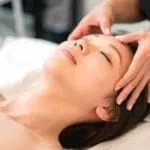 Ladies, Ini 4 Area untuk Lakukan Pijat Wajah