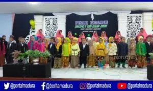 PAUD Masjid Agung Sumenep Mewisuda 40 Anak TK B