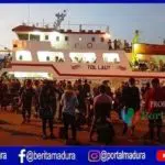 Sudah Tiga Hari, 219 Calon Penumpang Kapal Tertahan di Pelabuhan Kalianget