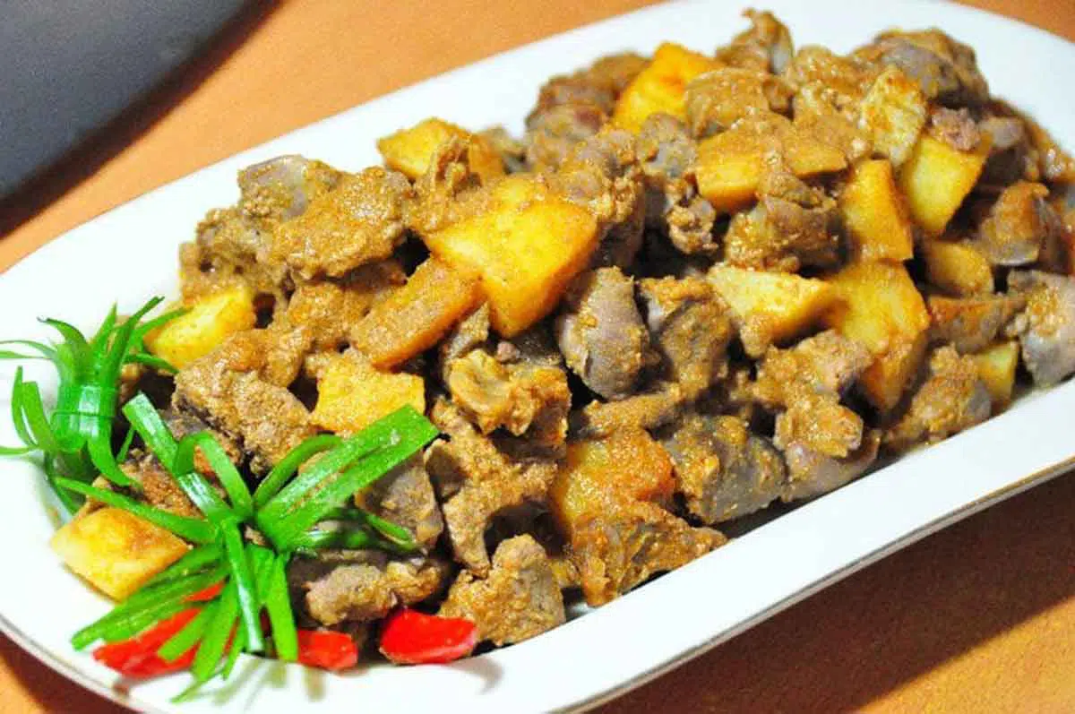 Menu Sahur: Resep Sambal Goreng Jeroan yang Bikin Nagih