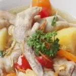 Menu Sahur: Resep Sup Ceker yang Praktis dan Lezat