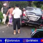 Brak! Mini Bus Vs Pemotor, Satu Korban Tak Sadarkan Diri