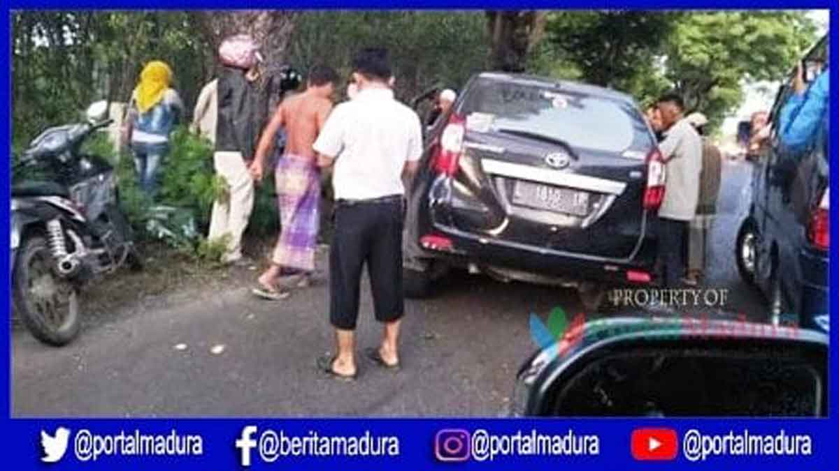  Brak  Mini Bus Vs Pemotor Satu Korban Tak Sadarkan Diri 