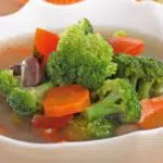 Menu Sabtu: Resep Sup Ayam Brokoli yang Segar dan Gurih