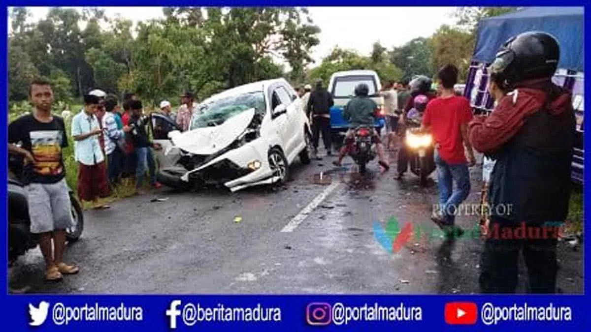 Tabrakan Avanza Versus Truk, Dua Meninggal Dunia di Madura