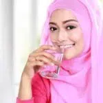 Tak Cuma Bikin Lemas, Ini Bahayanya Sahur Cuma Minum Air Putih
