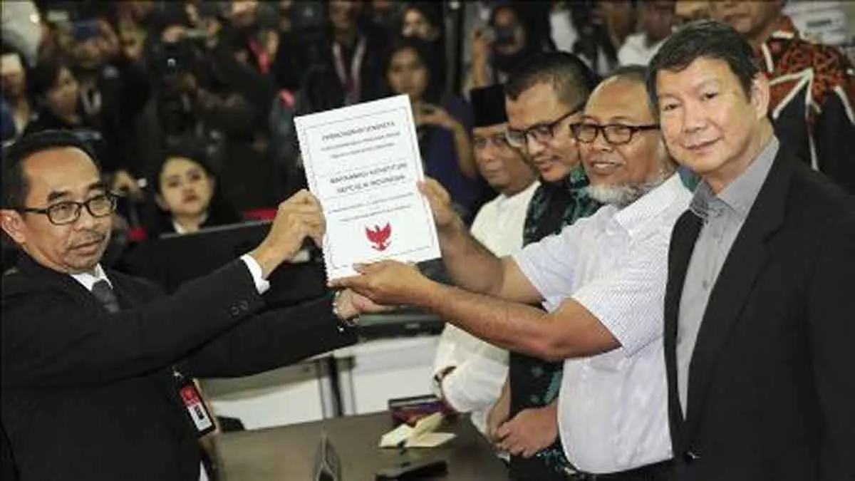 Tim Hukum Joko Widodo Sambut Baik Langkah Prabowo ke MK