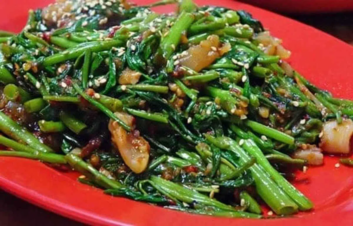 Menu Buka Puasa: Resep Tumis Kangkung Cumi Asin Wijen Super Gurih