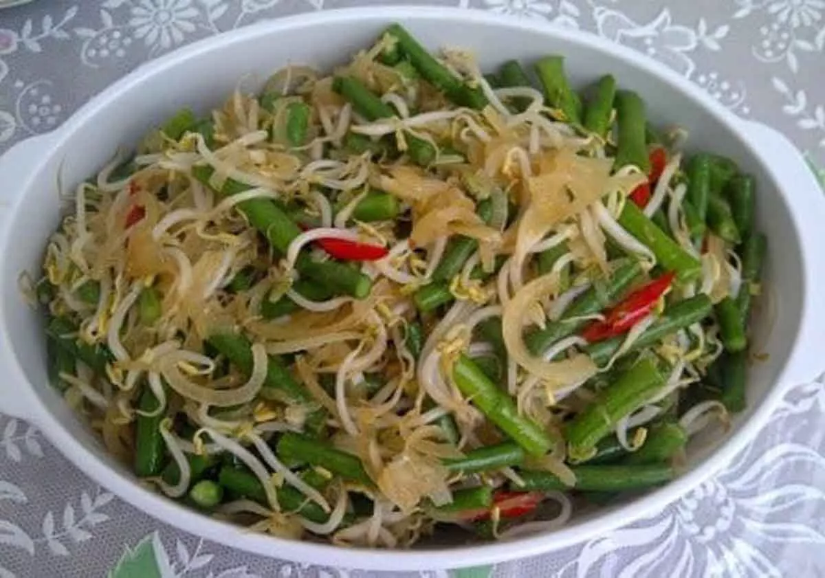 Resep Tumis Kacang Panjang Kecambah Pedas yang Menggugah Selera
