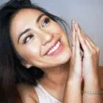 Ingin Berpenampilan Mempesona di Hari Lebaran? Yuk Intip Tips Cantik dari Tyna Kanna Mirdad