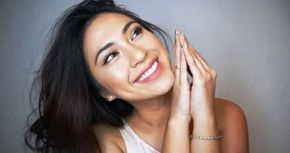 Ingin Berpenampilan Mempesona di Hari Lebaran? Yuk Intip Tips Cantik dari Tyna Kanna Mirdad