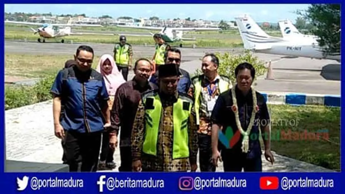 Penerbangan Ditunda, Penumpang Sepi di Bandara Trunojoyo Sumenep