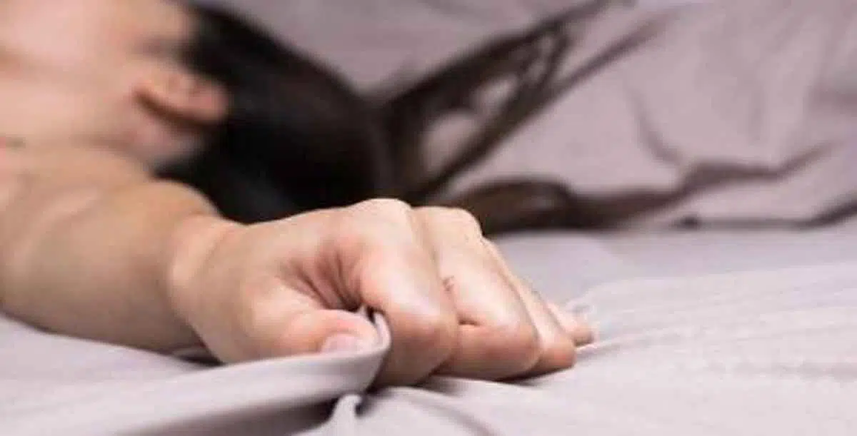 Tak Punya Pasangan, Lakukan 8 Cara Ini Untuk Dapatkan Orgasme