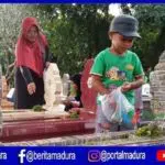 Malam Jumat Terakhir Menjelang Puasa, Warga Sumenep Ramai Ziarah Kubur