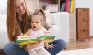 4 Cara Mudah Agar Si Kecil Suka Membaca