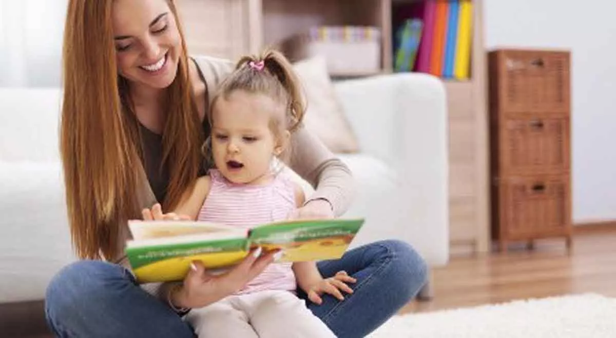 4 Cara Mudah Agar Si Kecil Suka Membaca - Portalmadura.com 4 Cara Mudah Agar Si Kecil Suka Membaca