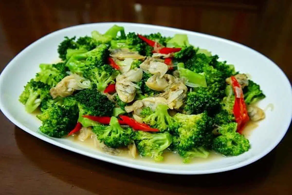 Menu Sahur: Resep Brokoli Cah Bawang Putih yang Lezat dan Enak