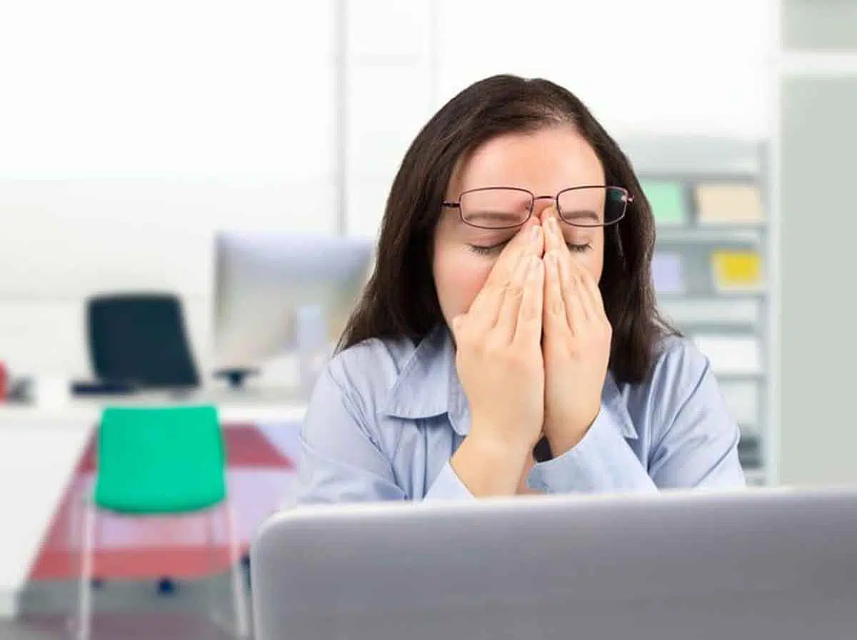 Lakukan, 5 Tips Menghindari Ngantuk Dikantor Saat Puasa