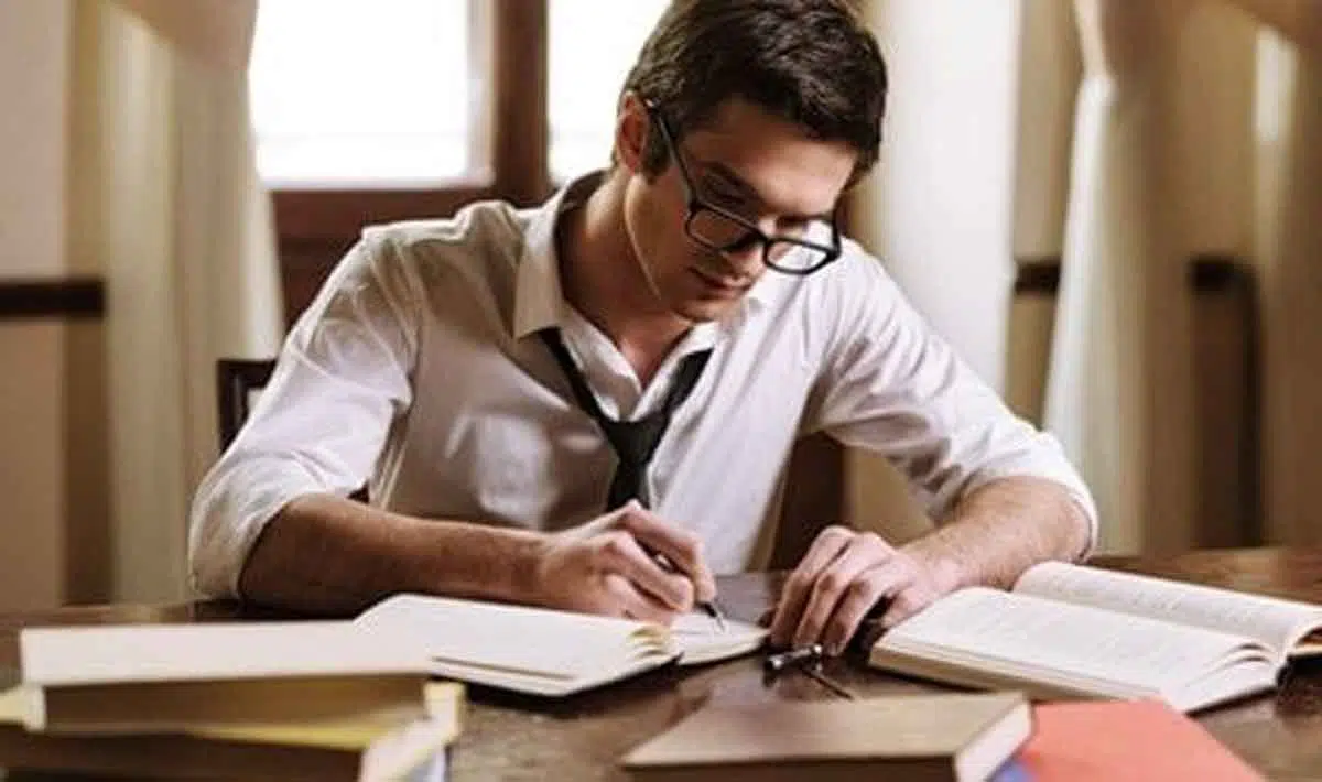 5 Cara Pelihara Ilmu untuk Capai Kebahagiaan Dunia Akhirat
