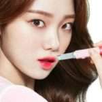 6 Fungsi Lain Dari Lip Gloss Untuk Kecantikan yang Jarang Diketahui