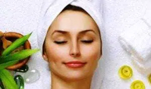 Begini Cara Bikin 3 Masker Alami Untuk Kecilkan Pori Wajah