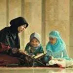Bunda, Ini 5 Cara Mudah Ajarkan Anak Baca Alquran