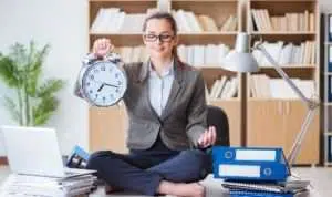 Ini 4 Waktu Terbaik Lakukan Meditasi Agar Merasa Santai