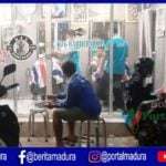 Jelang Lebaran, Omzet Jasa Potong Rambut Naik Tiga Kali Lipat di Madura