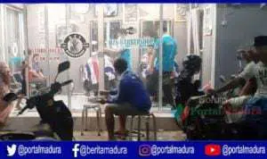 Jelang Lebaran, Omzet Jasa Potong Rambut Naik Tiga Kali Lipat di Madura