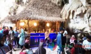 8 Kafe dalam Gua Yang Lagi Hits, Satu Ada di Sumenep Madura