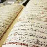 Umat Muslim, Inilah Keutamaan Membaca Surat Al Kahfi di Hari Jumat