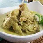 Lakukan 4 Hal Ini Agar Opor Ayam Tak Cepat Basi