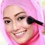 4 Cara Gunakan Makeup Tahan Lama di Hari Lebaran