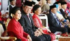 Mantan ibu negara Ani Yudhoyono meninggal dunia