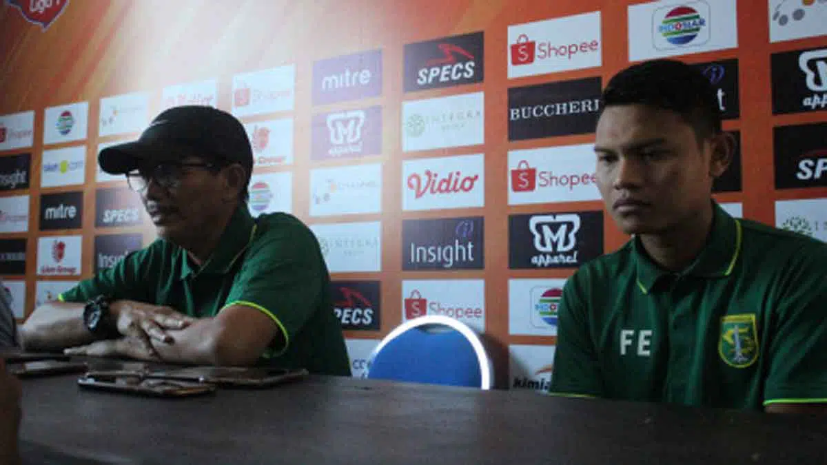 Fandi Eko Tak Peduli Meskipun Mantan Timnya