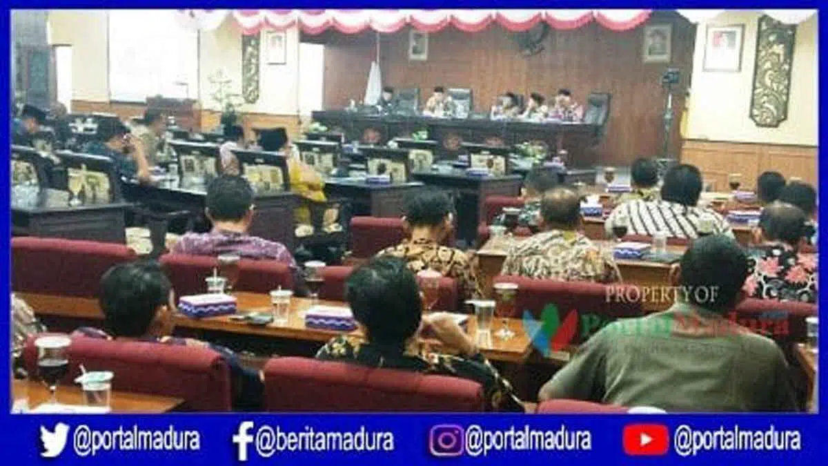 Rapat Paripurna LKPj Bupati, Sejumlah Anggota DPRD Interupsi Soal Persetujuan Mendahului PAK