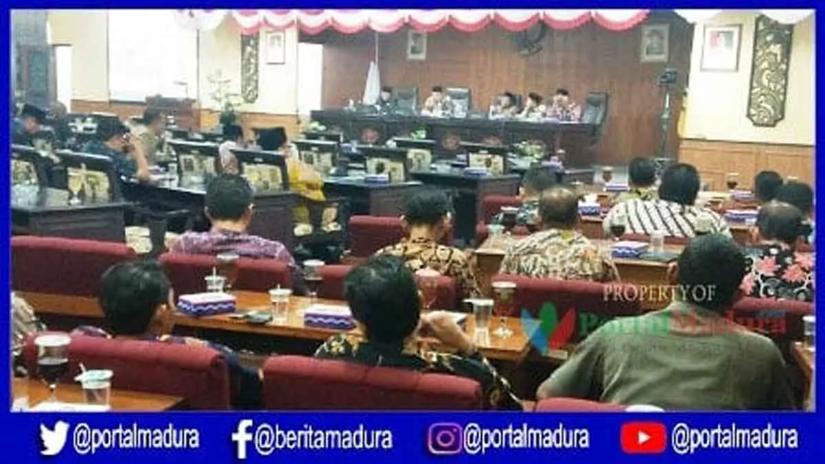 Rapat Paripurna LKPj Bupati, Sejumlah Anggota DPRD Interupsi Soal Persetujuan Mendahului PAK