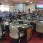 Sidang Paripurna Ripparkab Bangkalan Lanjut Meski Kursi Banyak Tak Berpenghuni