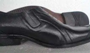 3 Cara Praktis Merawat Sepatu Kulit
