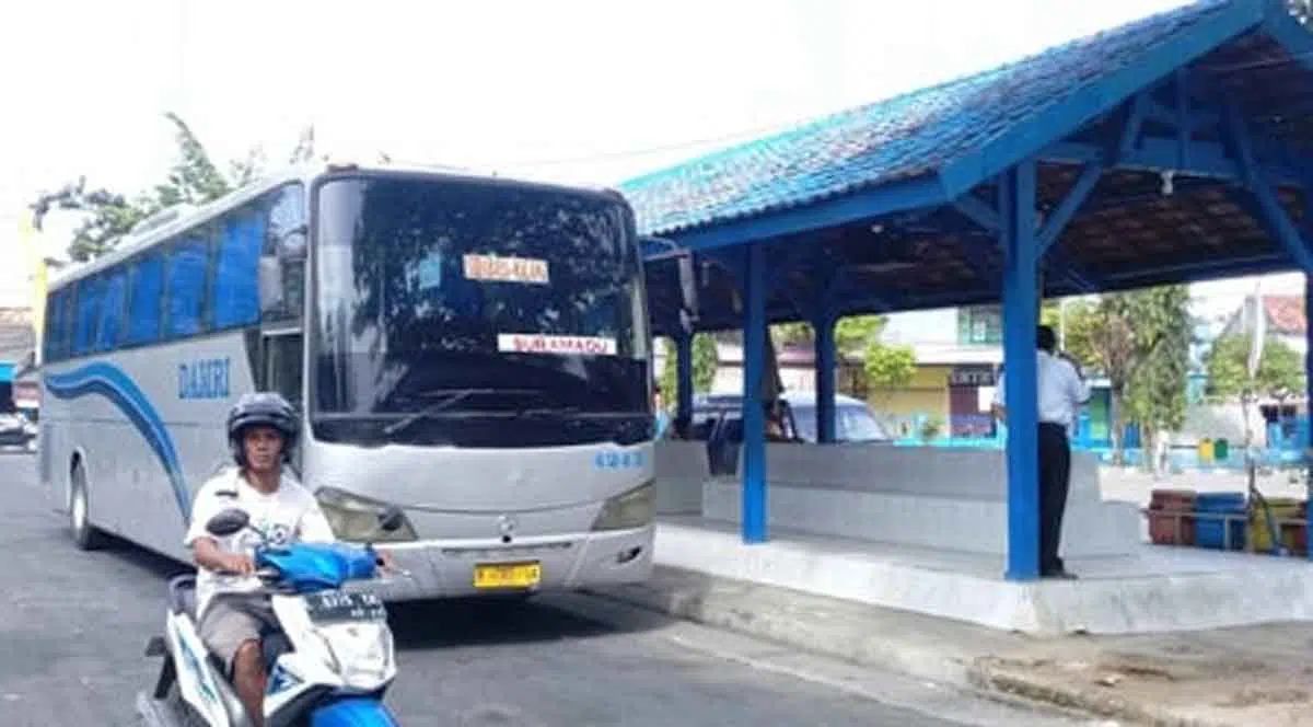 H-1 Lebaran, Terminal Trunojoyo Sampang Sepi