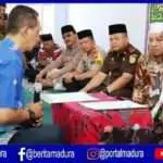 Kepala BPBD Sampang Masuk Islam